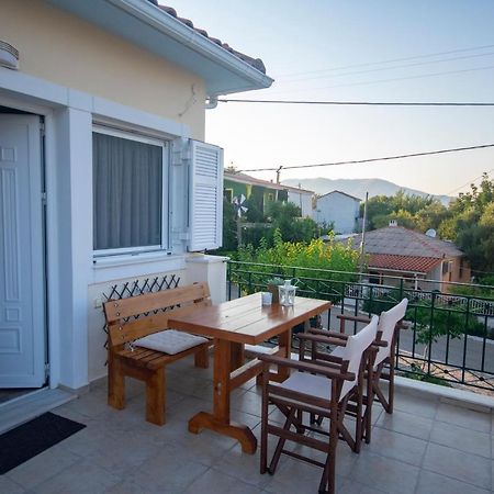 House Of Hats - Next To The Coast - Karavomylos Exterior photo